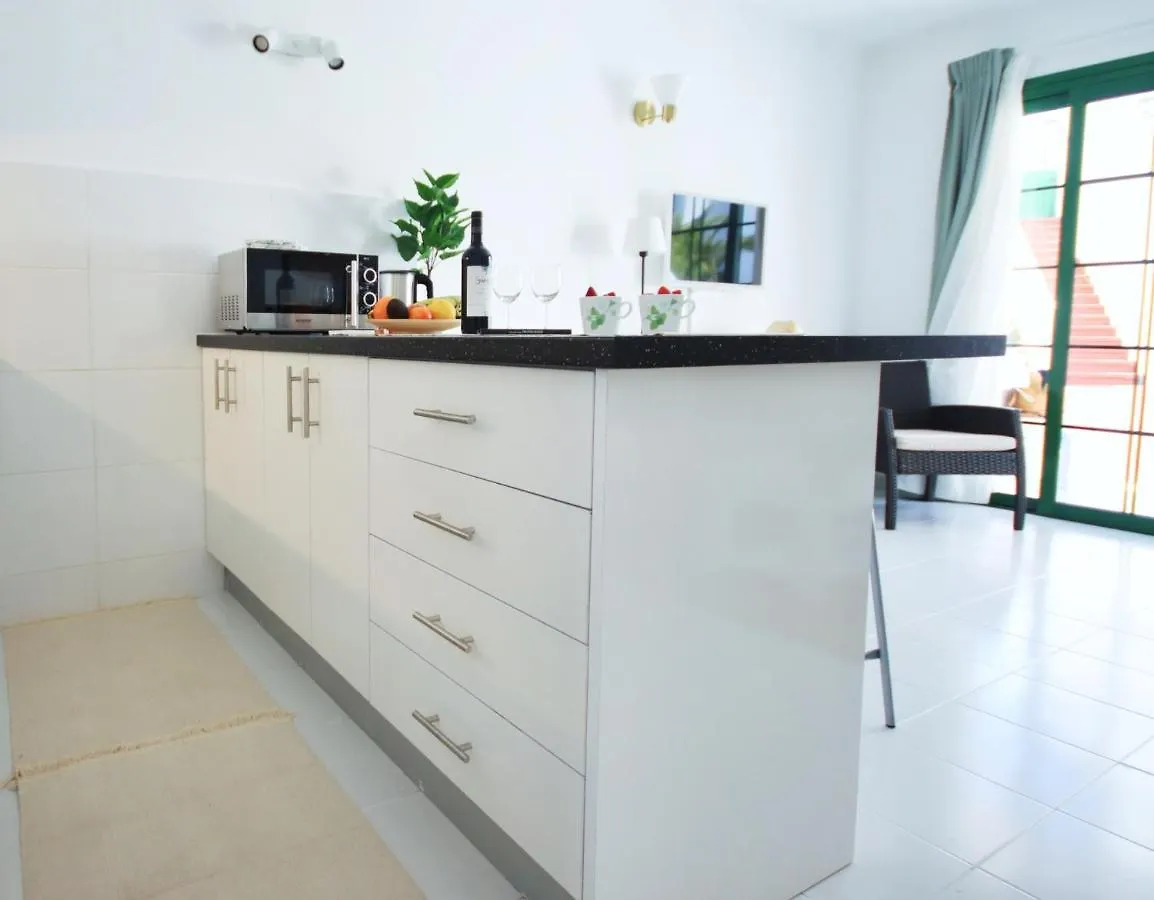 Luz, Calma Y Sabor Manriqueno En Matagorda Apartment Los Pocillos 0*,